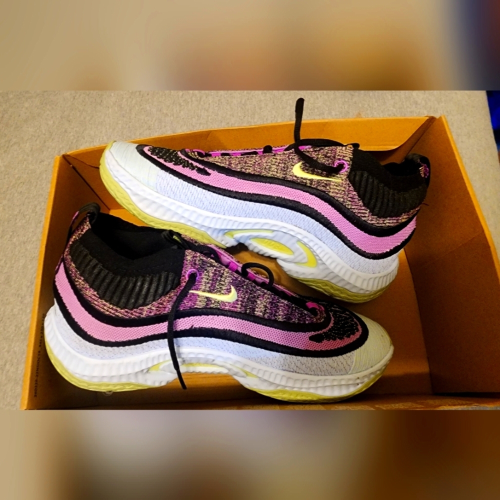 Nike Cosmic Unity 3 Sneakers